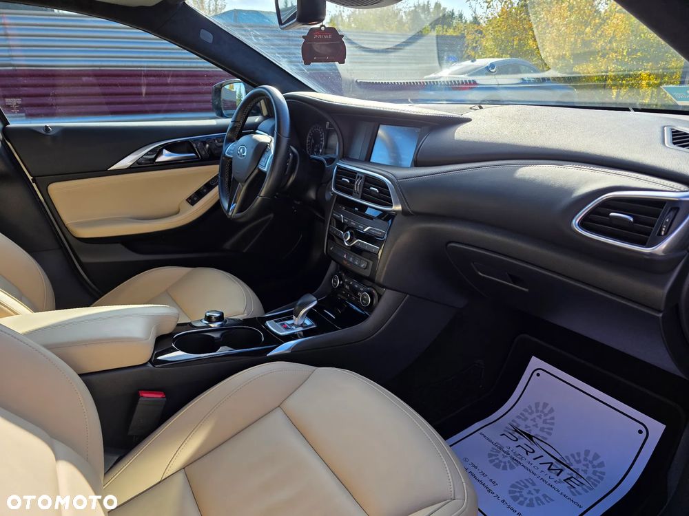 Infiniti Q30 2.2d Premium Tech 7DCT - 18