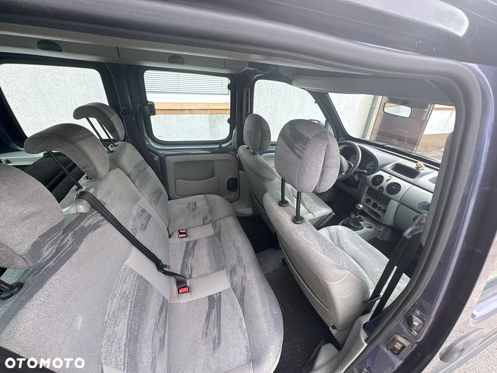 Renault Kangoo 1.6 16V Privilege - 10