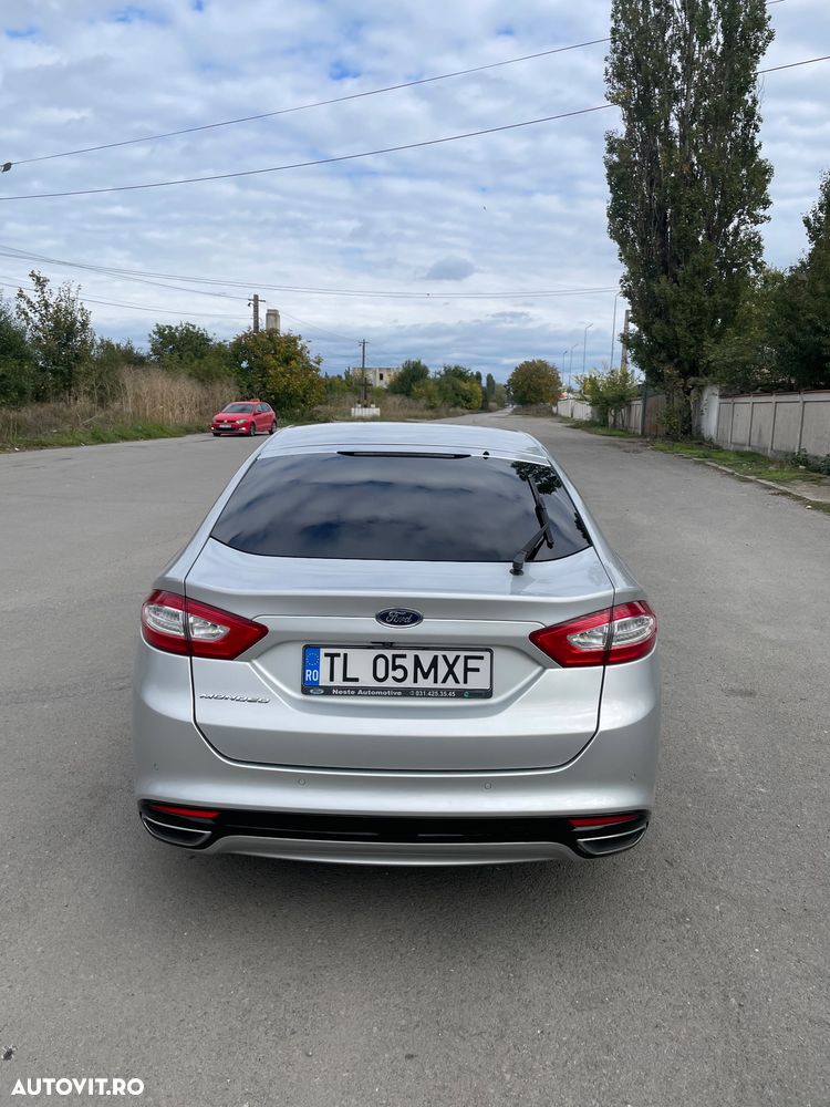 Ford Mondeo 2.0 TDCi Powershift AWD - 6