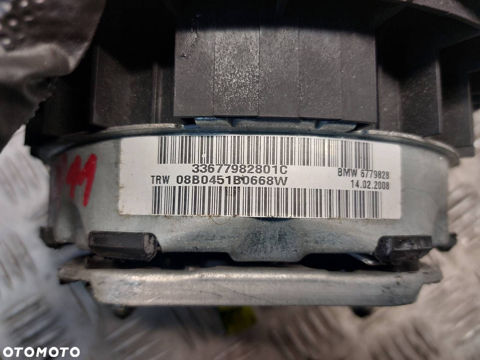 PODUSZKA AIRBAG KIEROWCY BMW E90 318d 6779828 - 3