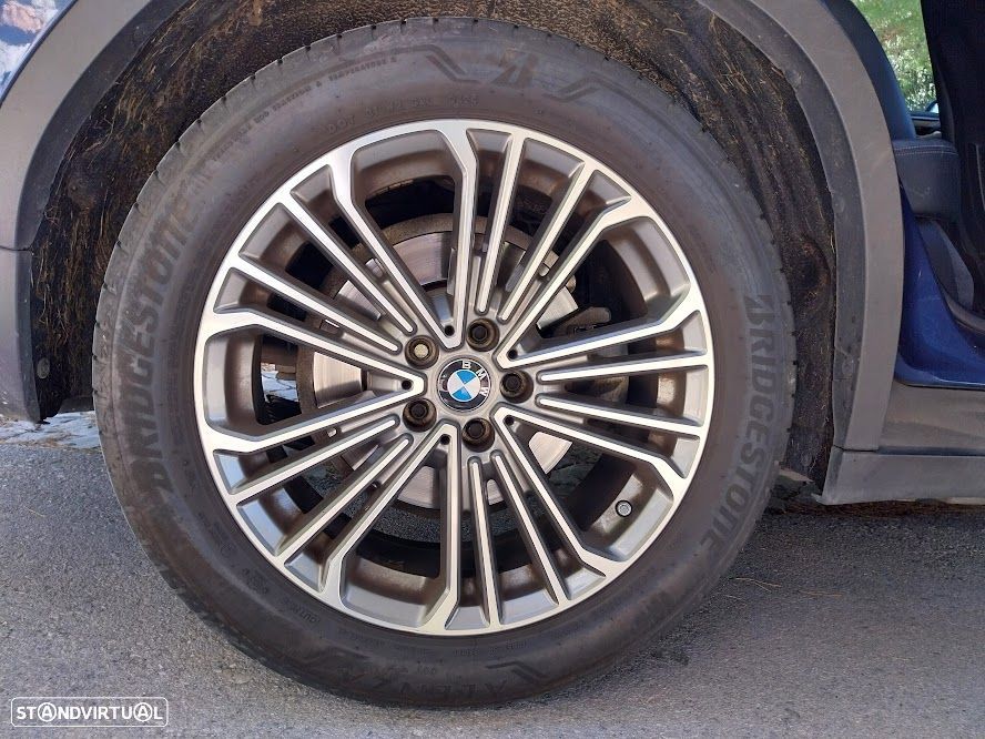 BMW X3 20 d xDrive Line Luxury - 8