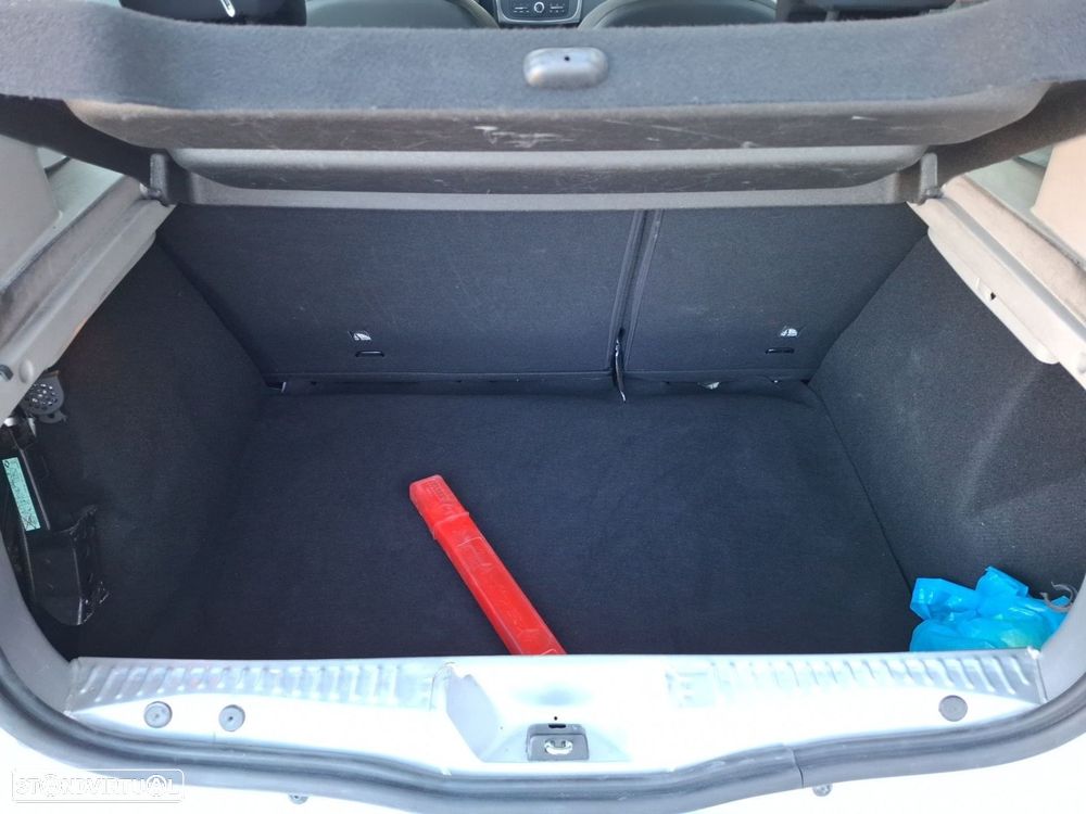 Dacia Sandero 0.9 TCe Comfort - 21
