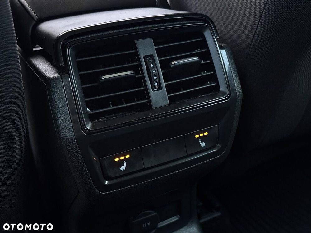 Skoda Karoq 1.5 TSI ACT Selection DSG - 29