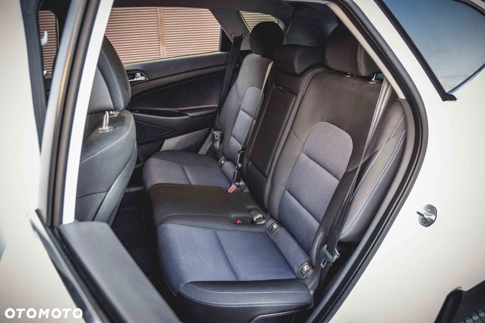 Hyundai Tucson 1.6 GDi 2WD Select - 28