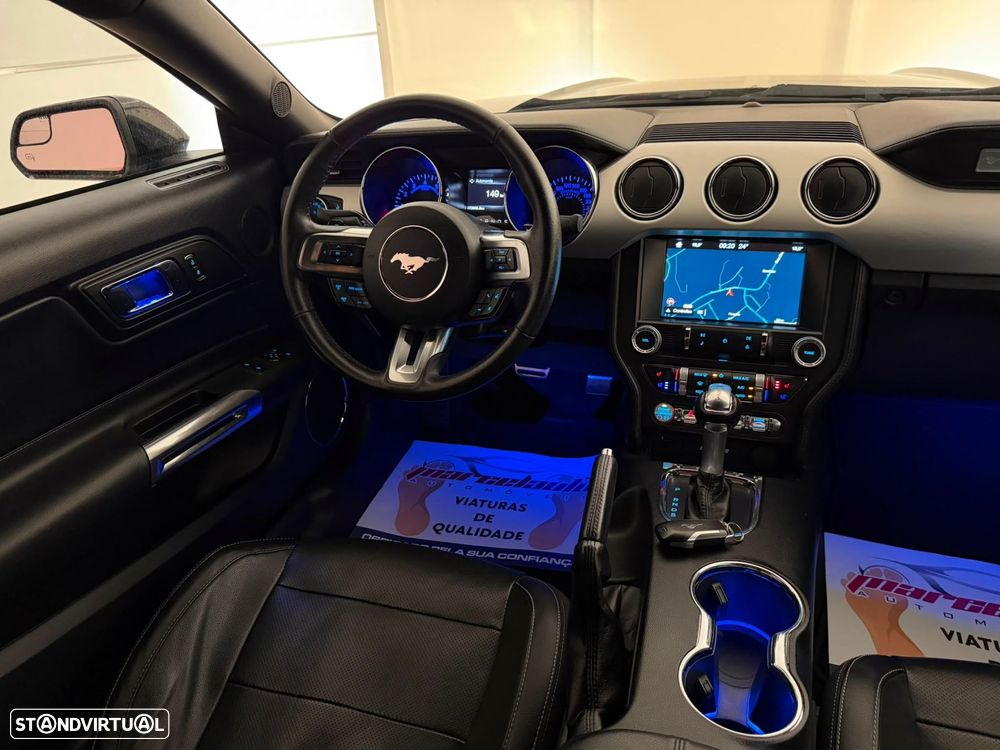 Ford Mustang 2.3i EcoBoost Aut. - 52