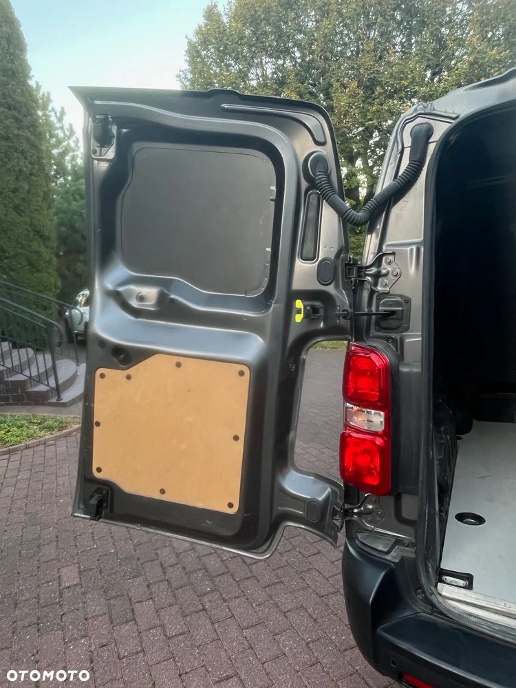 Opel Vivaro - 21