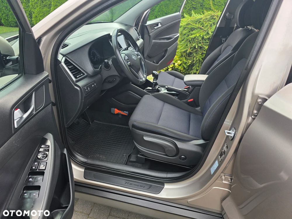 Hyundai Tucson blue 1.6 GDi 2WD Passion - 7