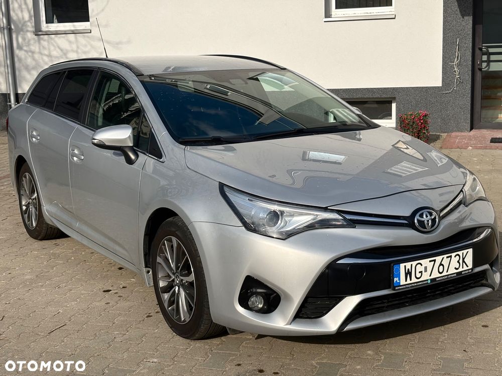 Toyota Avensis Touring Sports 1.6 D-4D Business Edition - 2