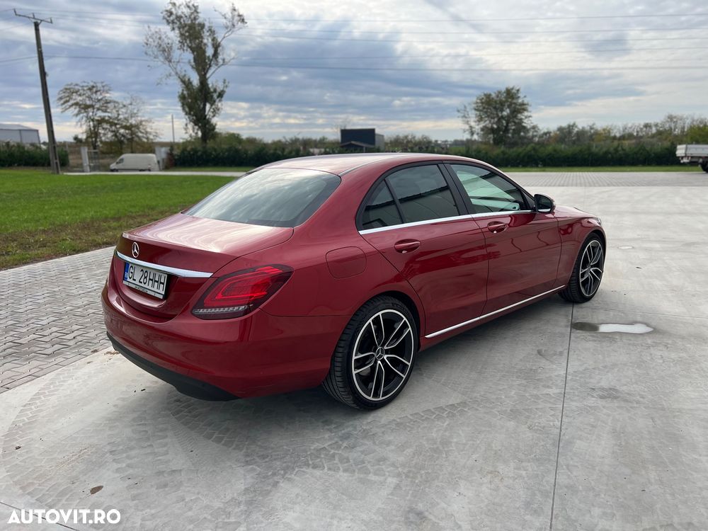 Mercedes-Benz C 220 d 4Matic T 9G-TRONIC - 5