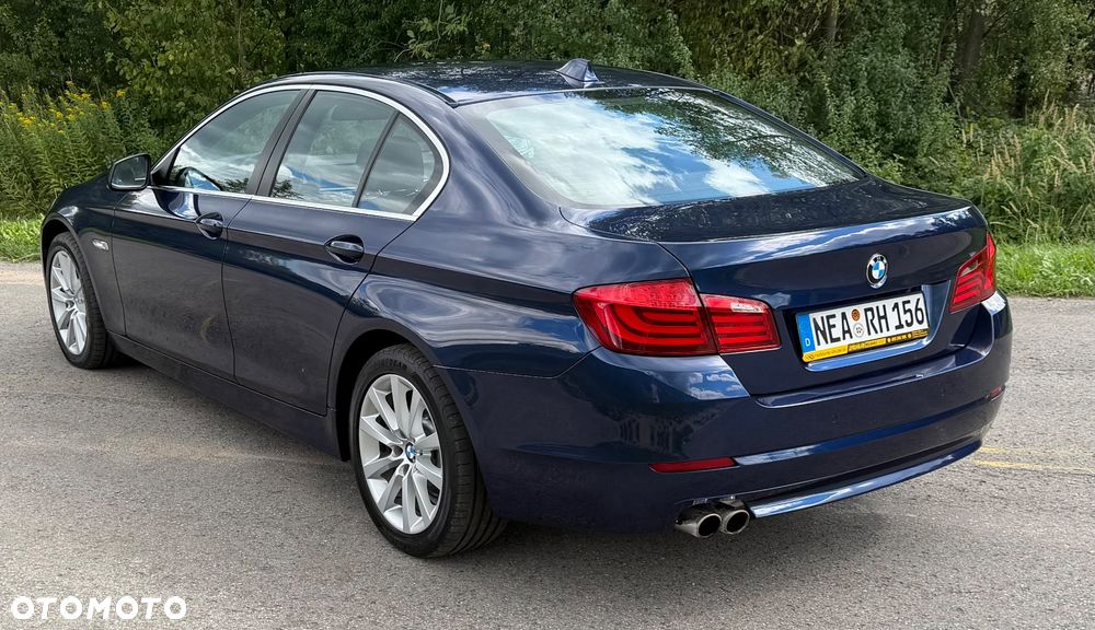 BMW Seria 5 520i - 5
