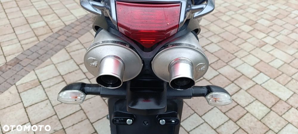 Yamaha FZ6 - 29
