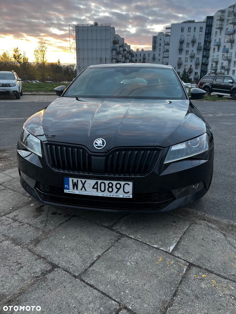Skoda Superb 2.0 TDI Sportline DSG - 2