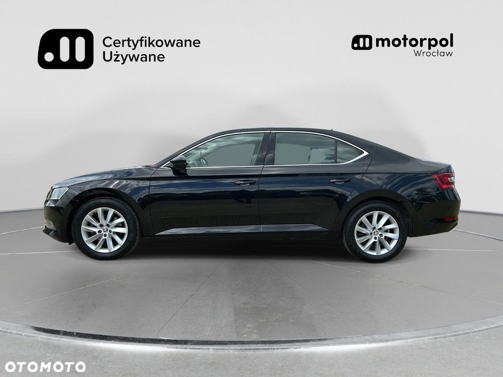 Skoda Superb 2.0 TDI SCR Style DSG - 4