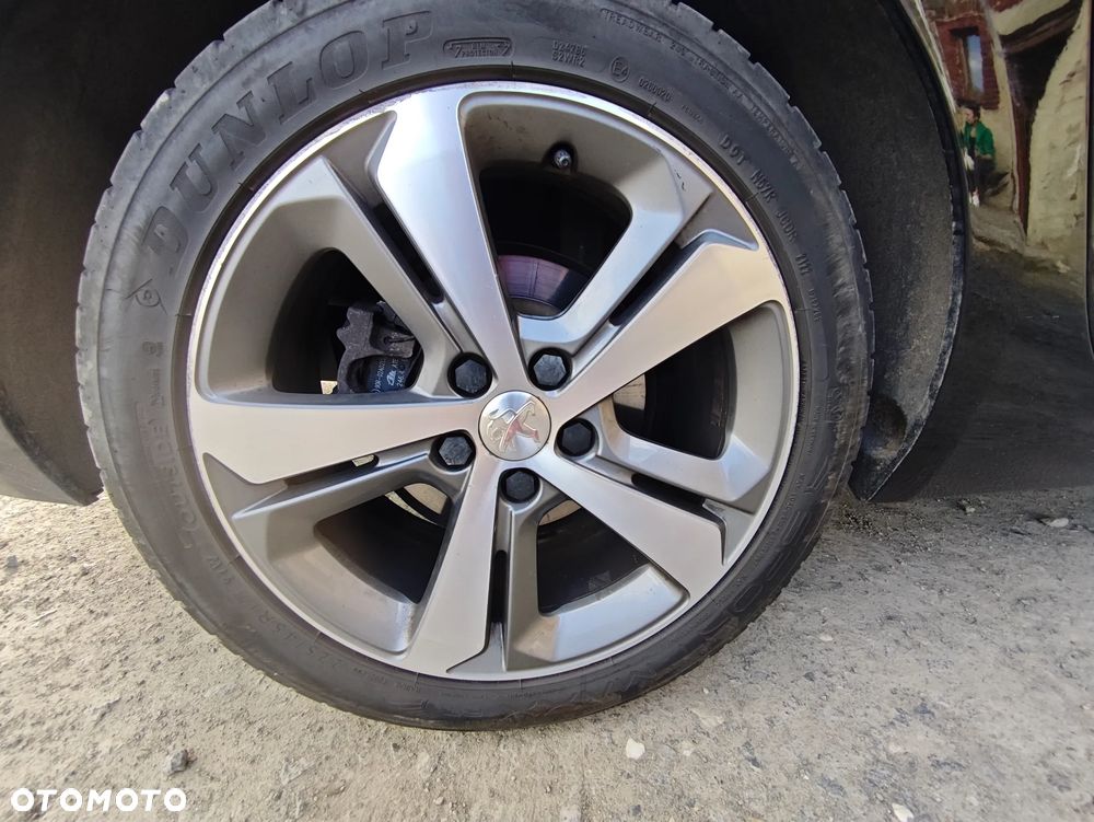 Peugeot 308 1.5 BlueHDi Active Pack S&S - 19