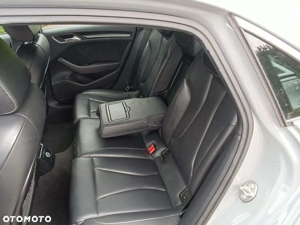 Audi RS3 Limousine 2.5 TFSI Quattro S tronic - 14