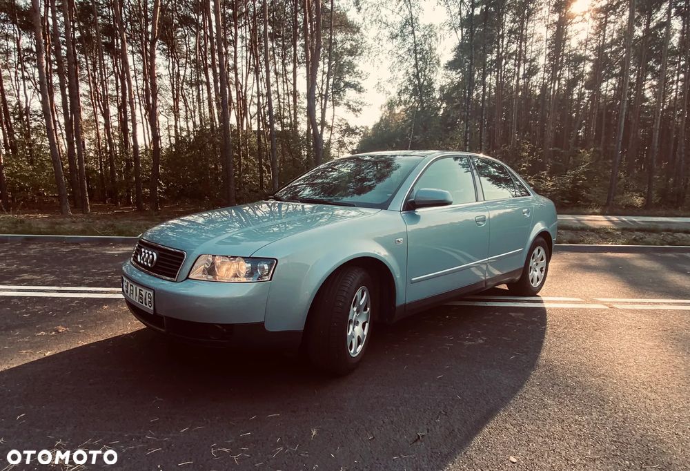 Audi A4 Limousine - 2