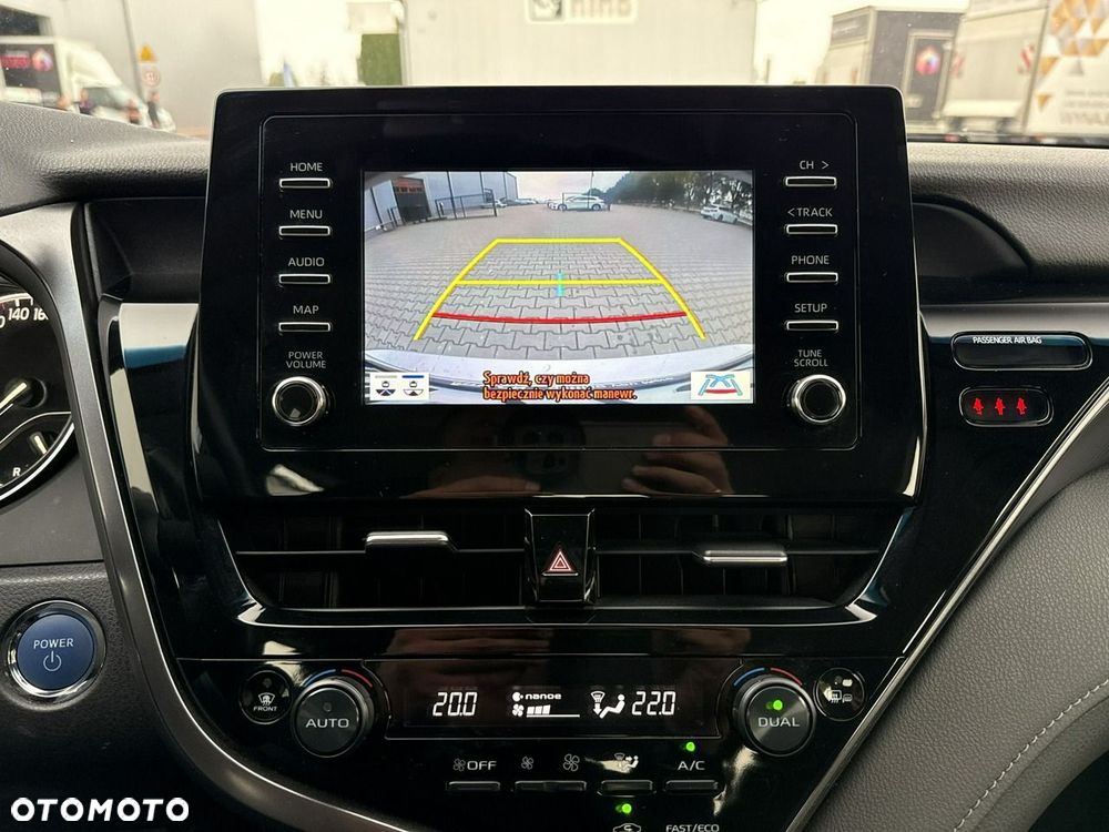 Toyota Camry 2.5 Hybrid Comfort CVT - 26
