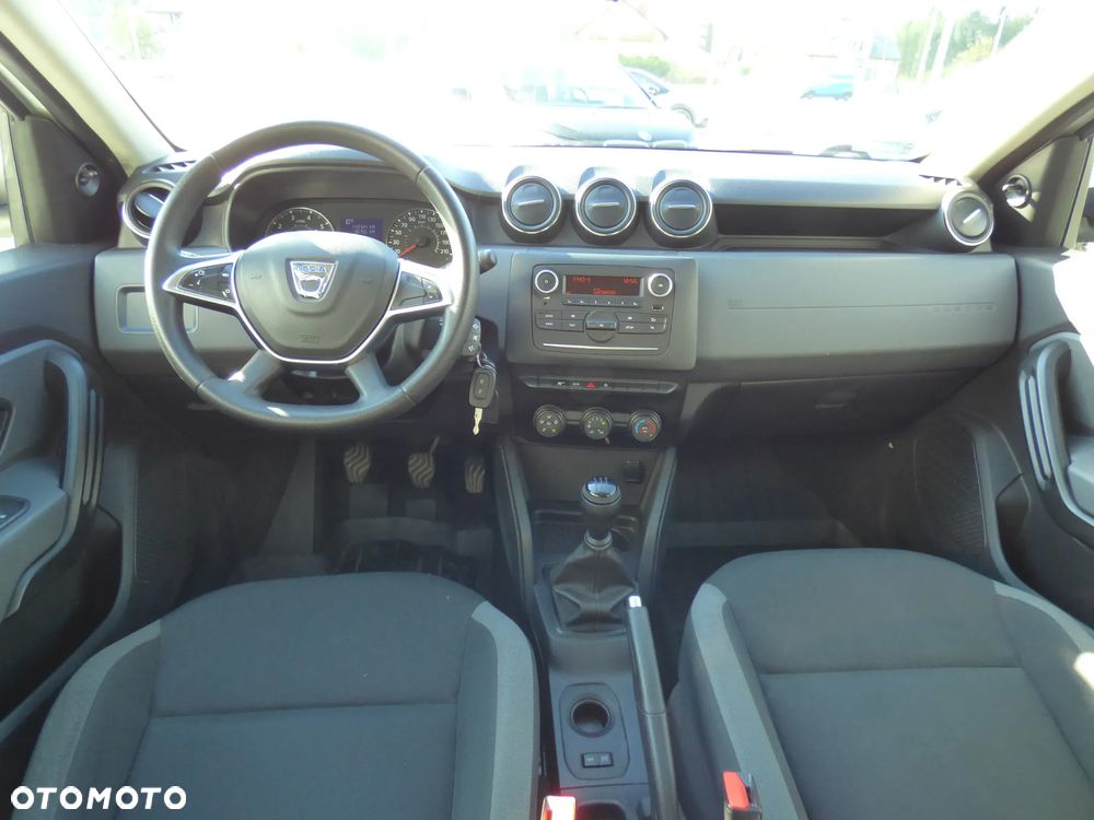 Dacia Duster 1.6 SCe S&S - 17