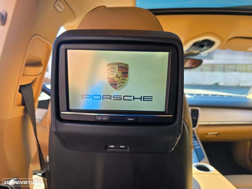 Porsche Panamera Standard - 21