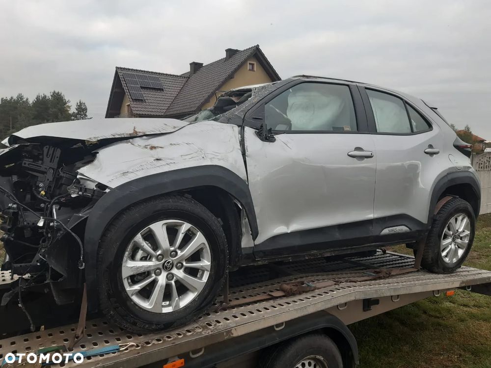 Toyota Yaris Cross Hybrid 1.5 Comfort - 2