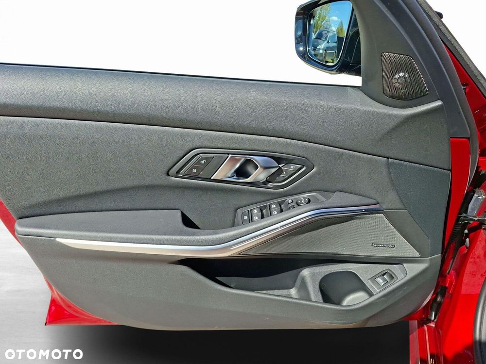 BMW Seria 3 M340d xDrive mHEV sport - 14