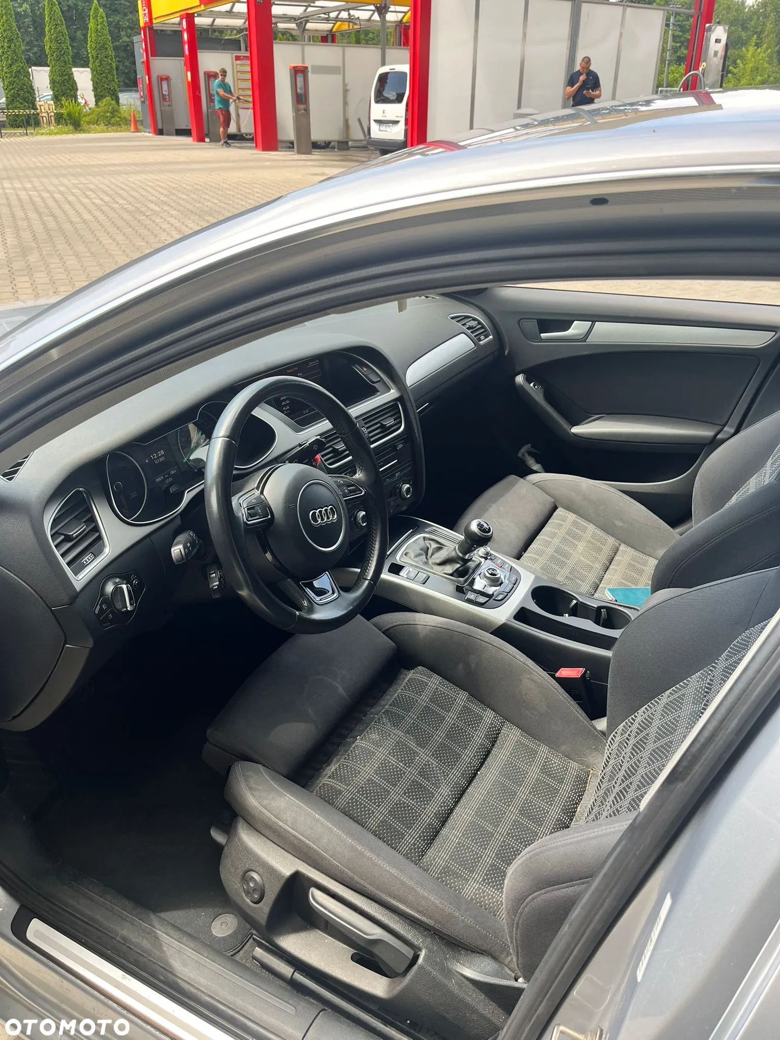 Audi A4 2.0 TDI clean diesel - 11