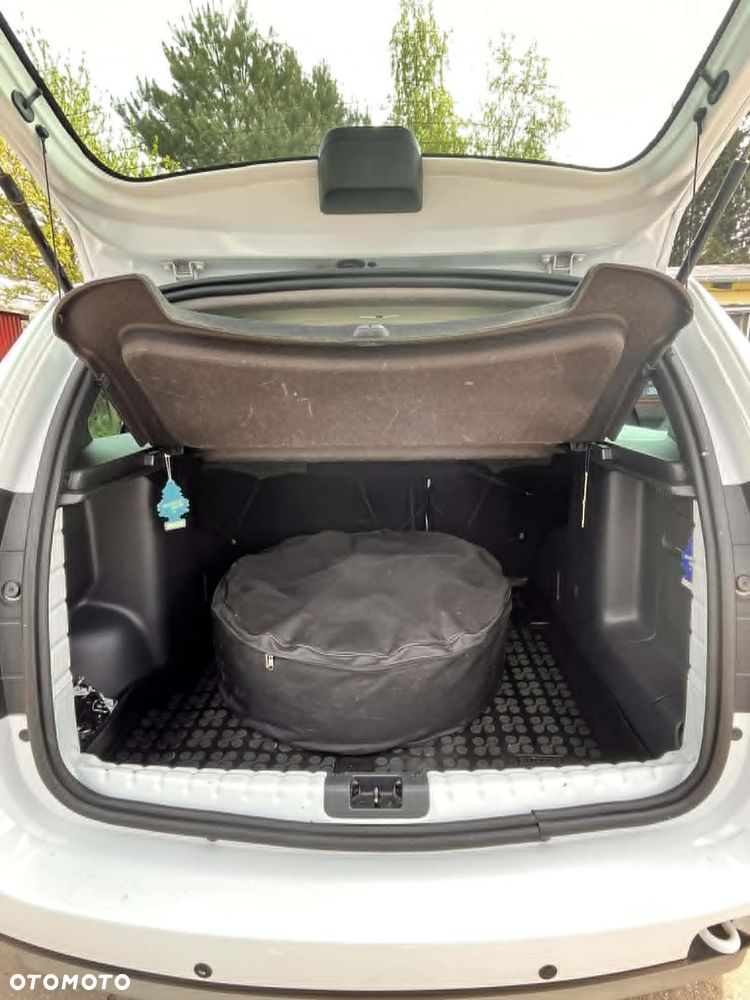 Dacia Duster 1.6 - 17