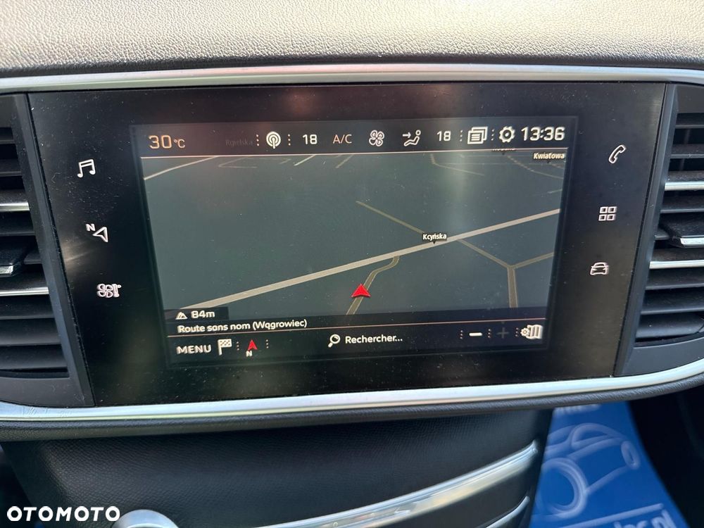 Peugeot 308 1.2 PureTech Business Line S&S - 26
