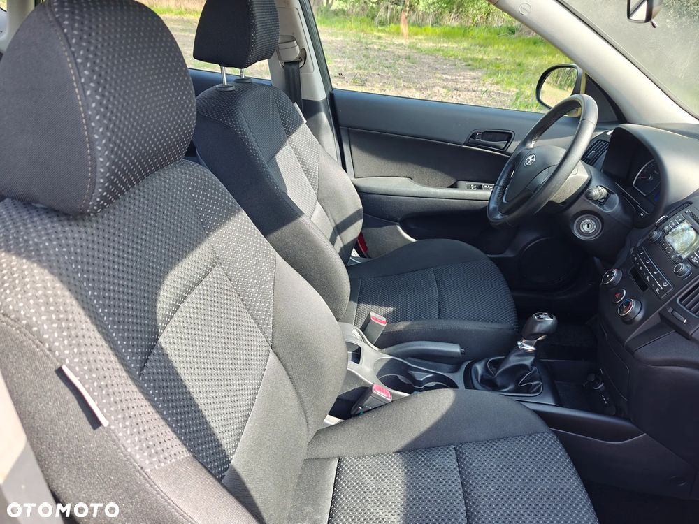 Hyundai i30 1.4 Classic + EU5 - 22