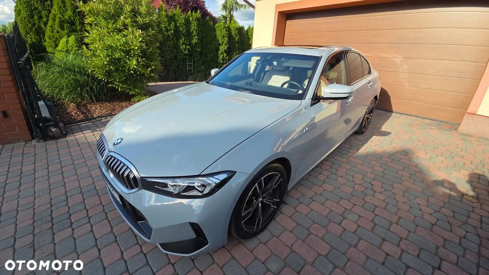BMW Seria 3 330d xDrive mHEV M Sport sport - 1
