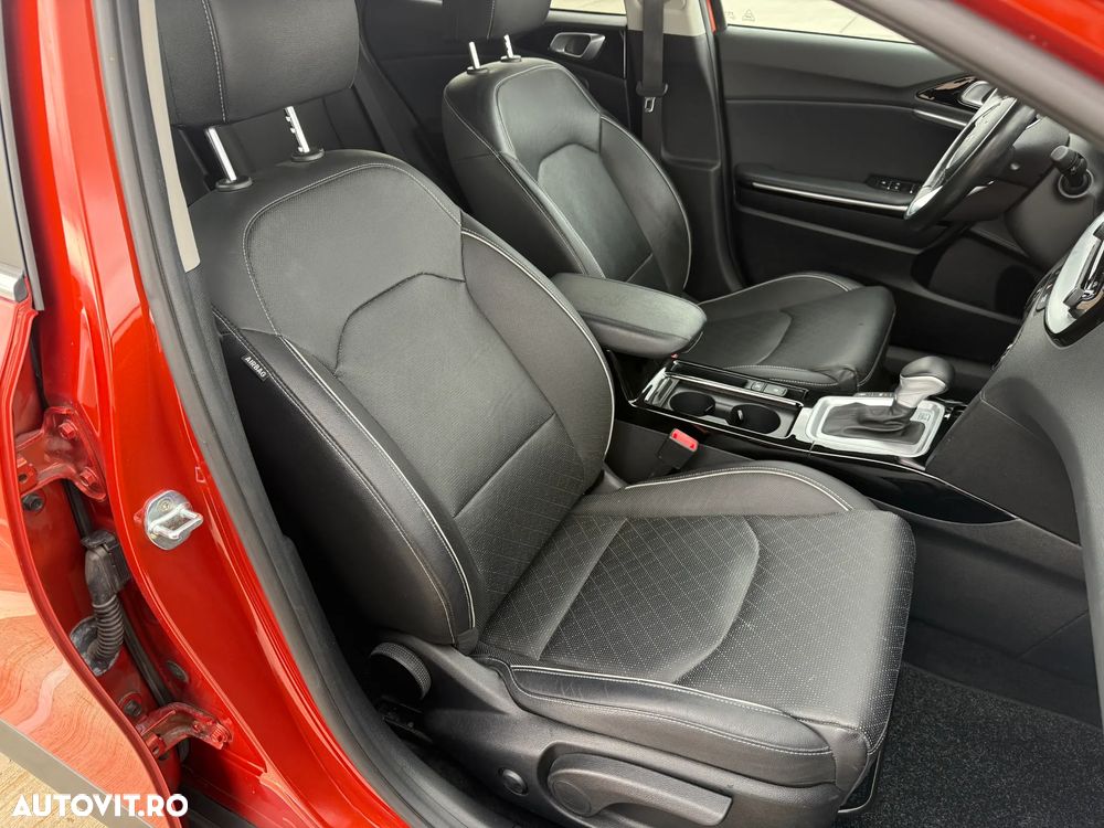 Kia XCeed 1.6 CRDi Eco-Dynamics+(48V Mild-Hybrid) DCT7 PLATINUM EDITION - 36