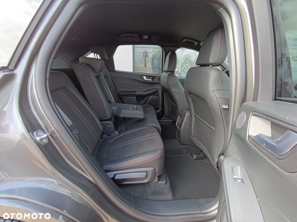 Ford Kuga 2.5 FHEV FWD ST-Line X - 39