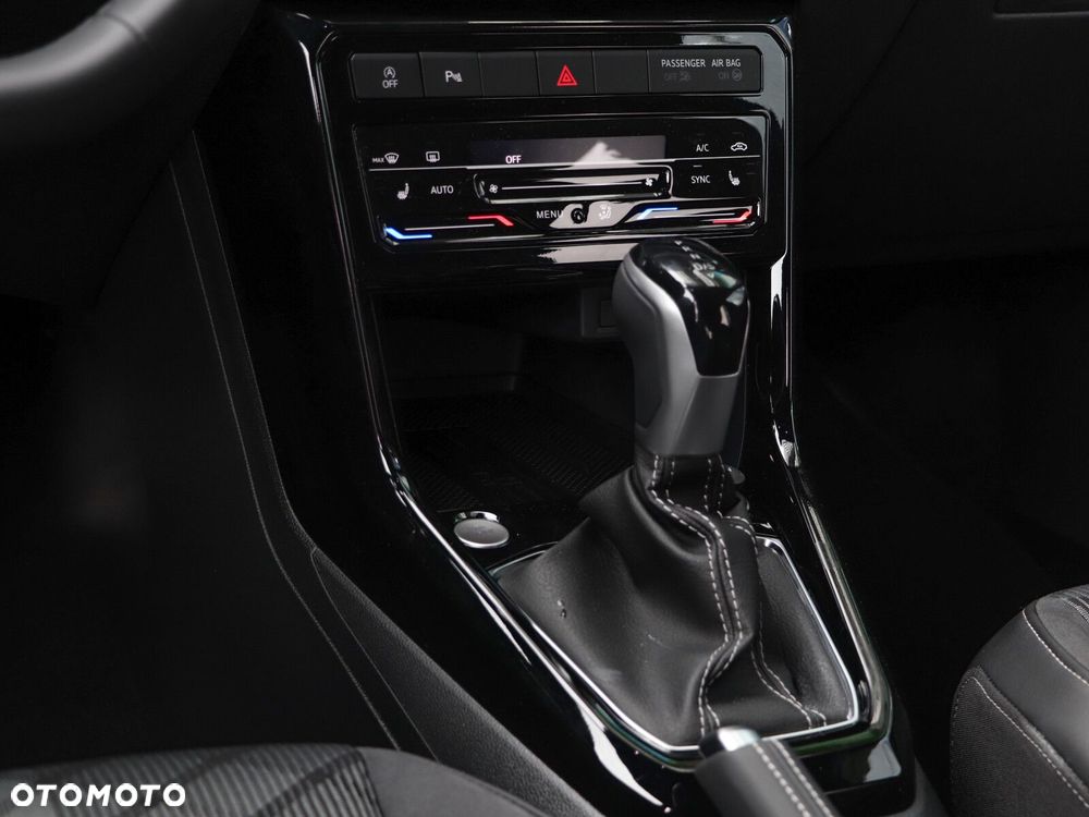 Volkswagen T-Cross - 15