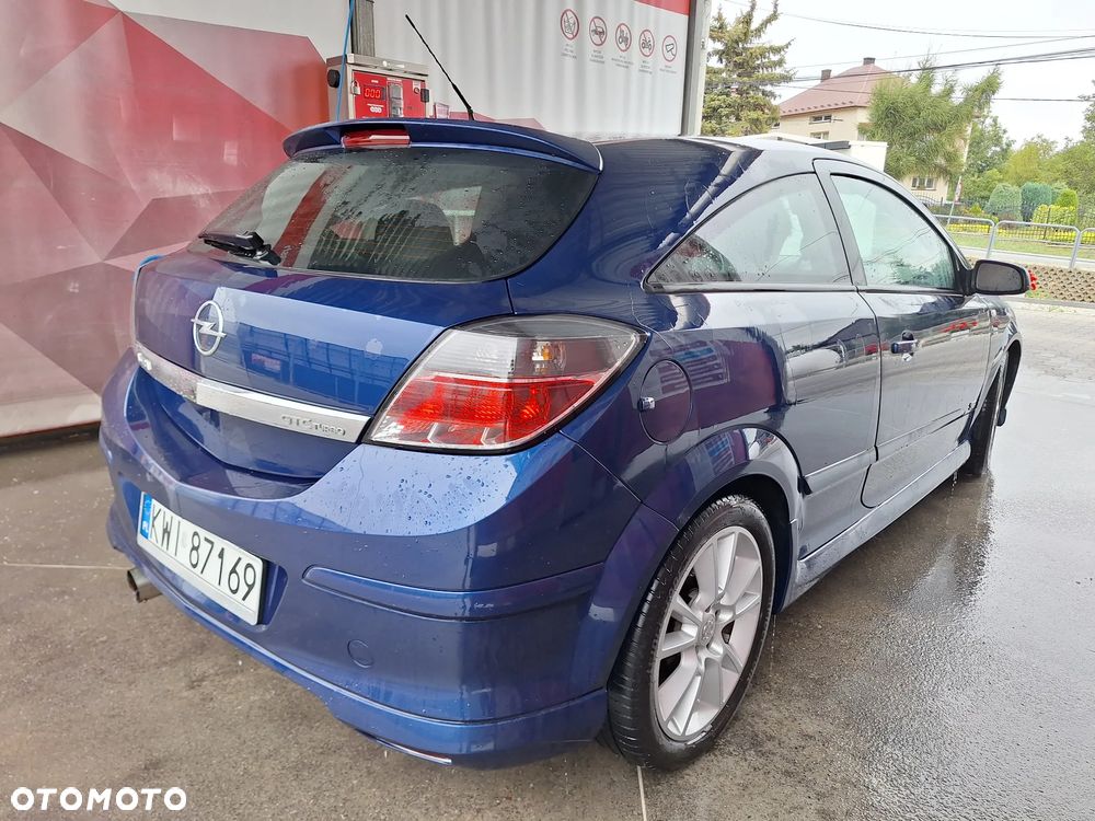 Opel Astra GTC 2.0 Turbo Sport - 8