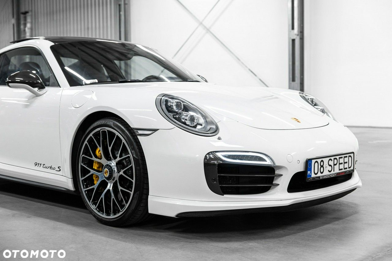 Porsche 911 Turbo S - 13