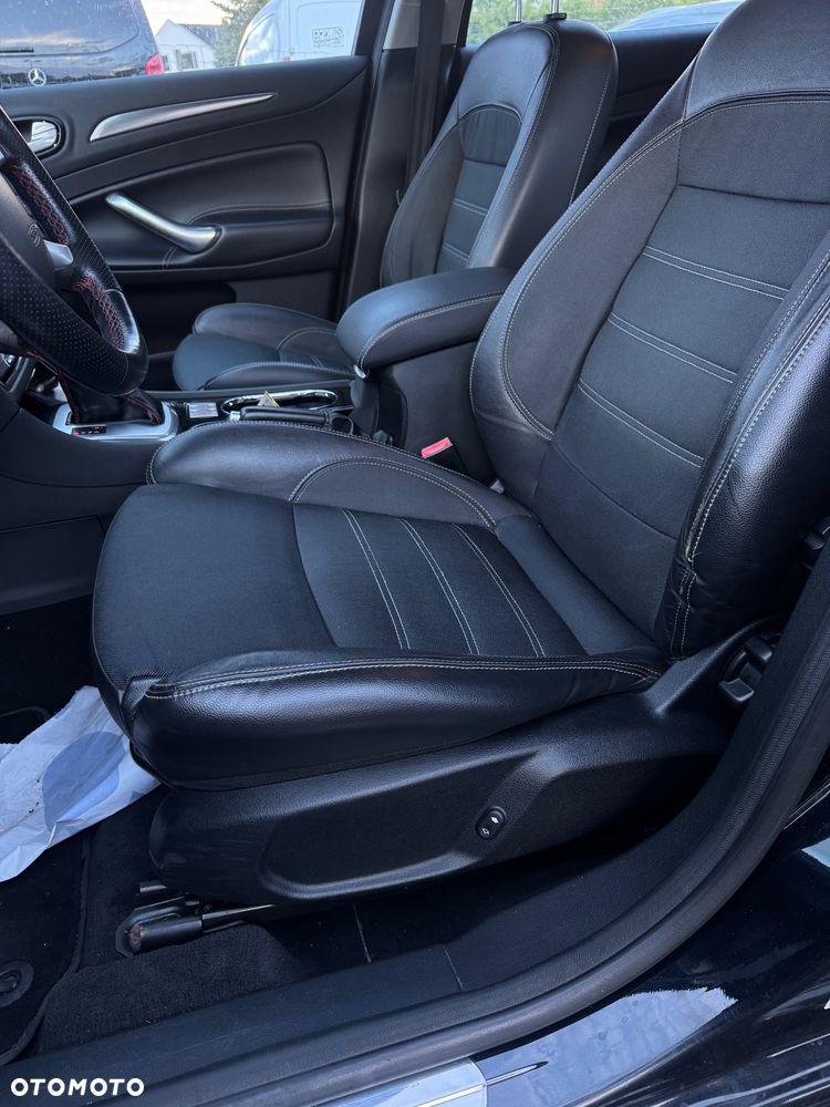 Ford Mondeo - 25