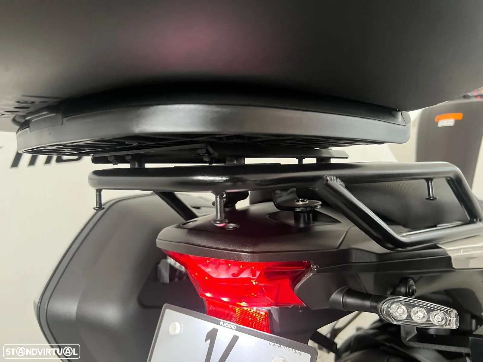 Benelli TRK 502 COM 3 MALAS SHAD - 9