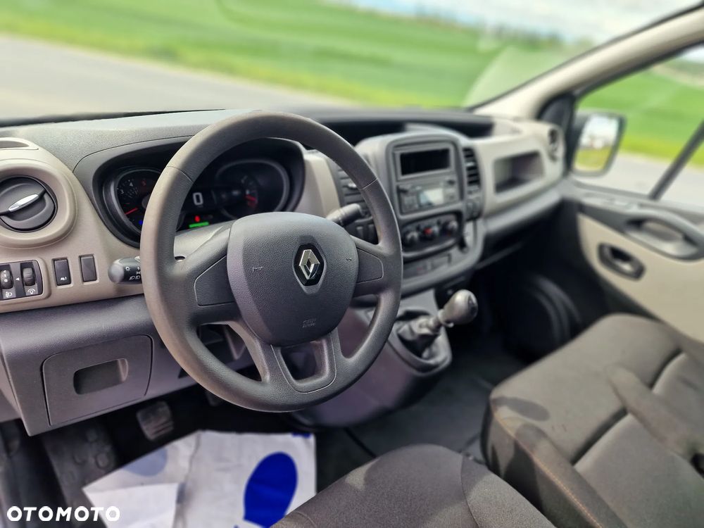 Renault Trafic - 18