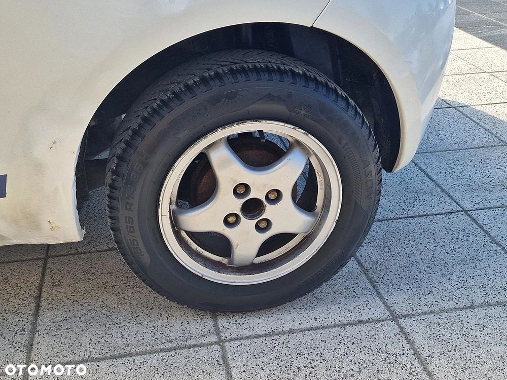 Toyota Yaris 1.0 VVT-i - 15