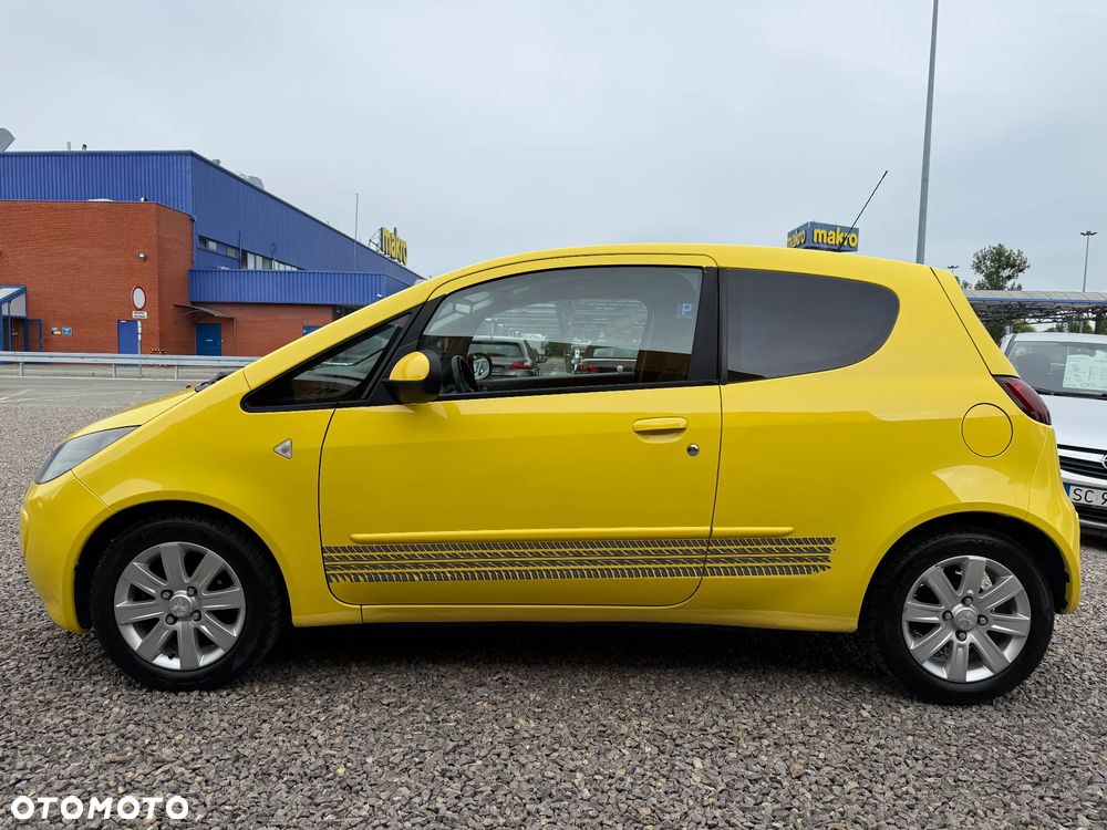 Mitsubishi Colt - 12