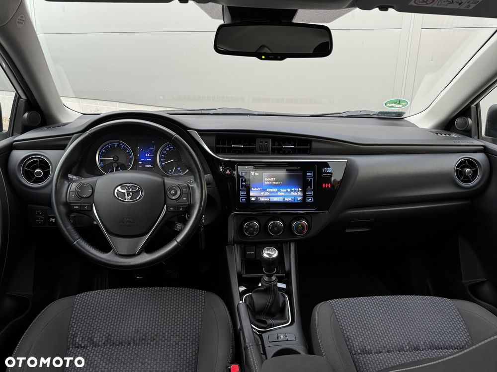 Toyota Corolla - 6