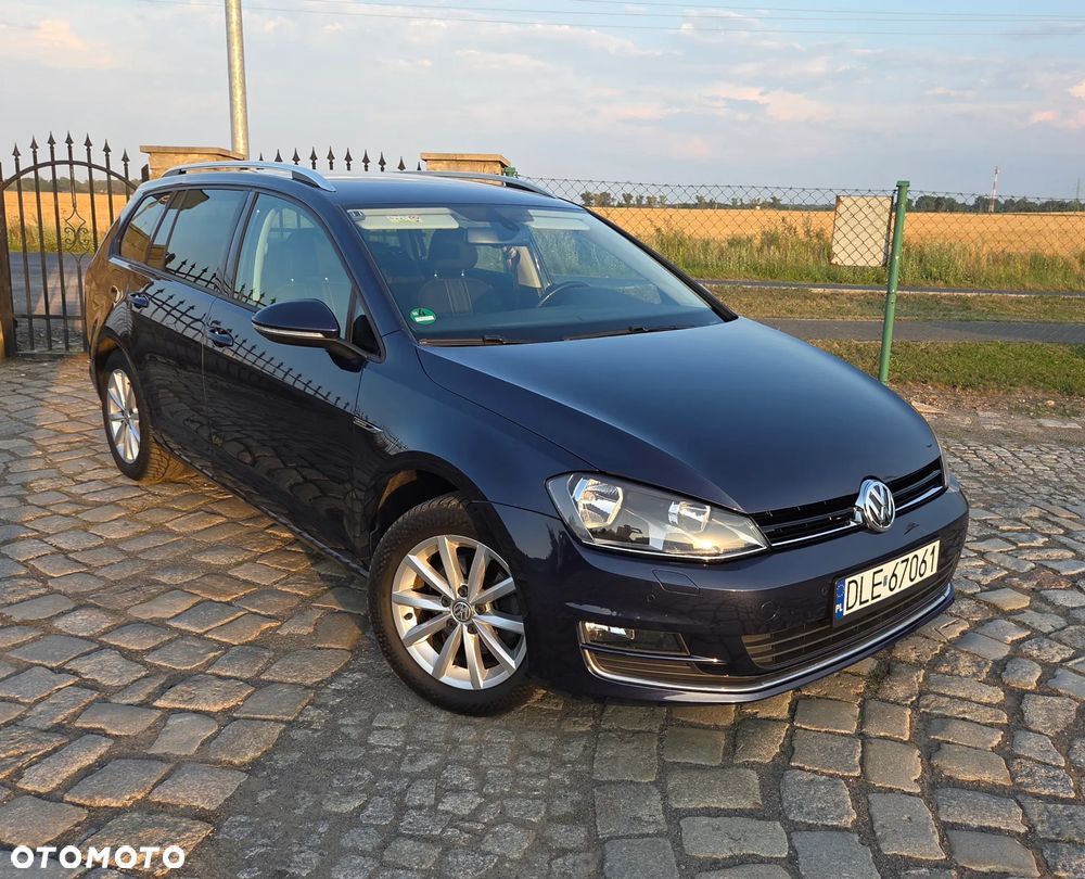 Volkswagen Golf 2.0 TDI BlueMotion Technology Lounge - 1