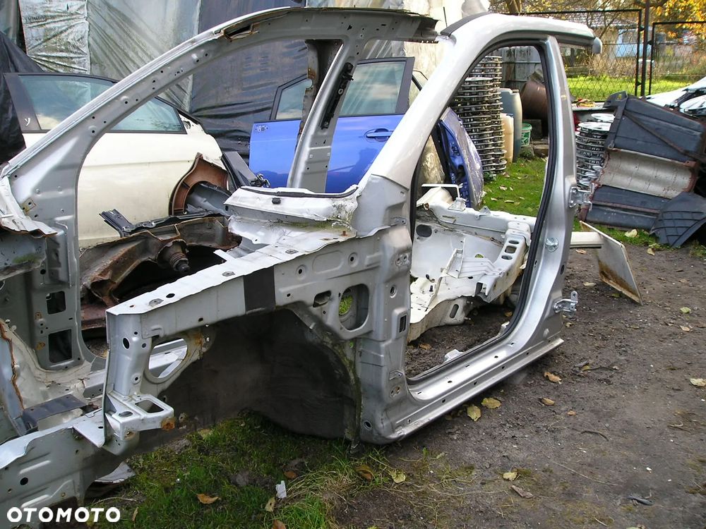 Kia Sportage II 04-10r słupek próg ćwiartka podłużnica lewy prawy przód