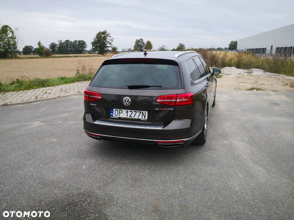 Volkswagen Passat - 8