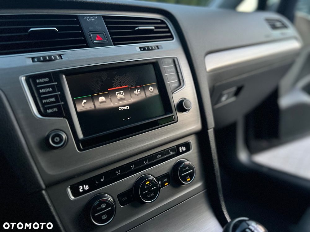 Volkswagen Golf - 14