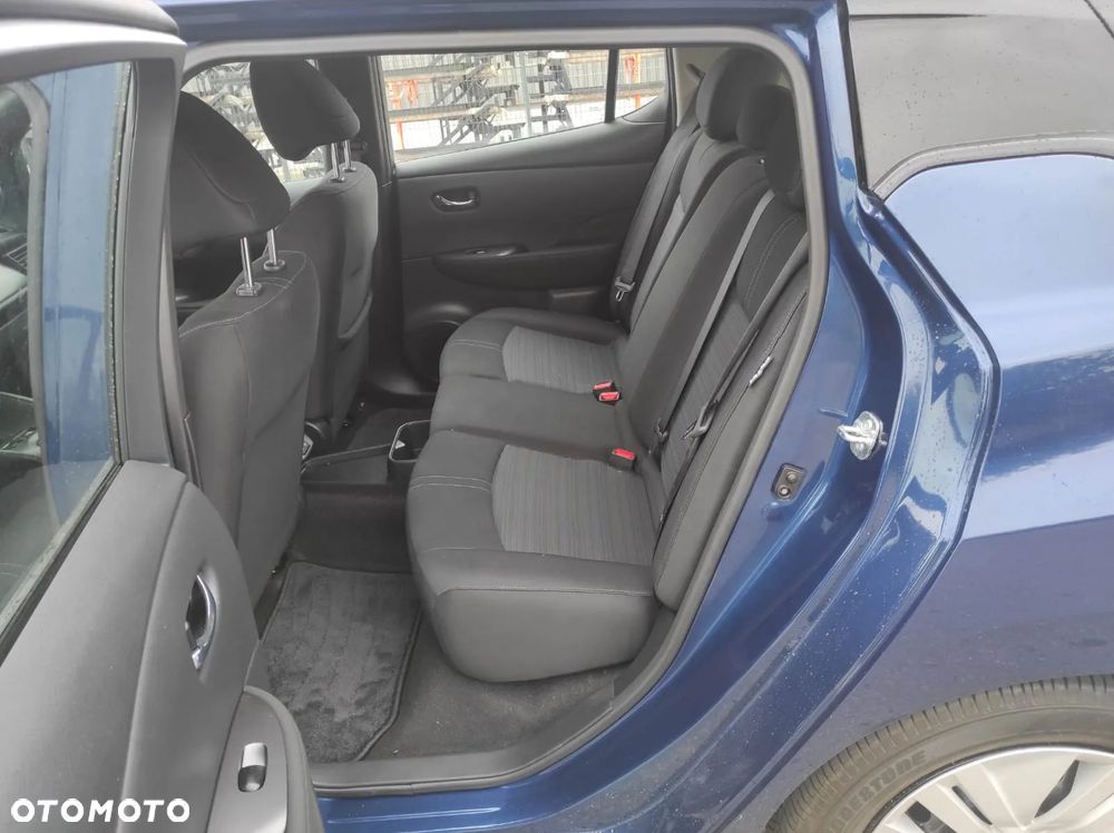 Nissan Leaf 39 kWh - 9