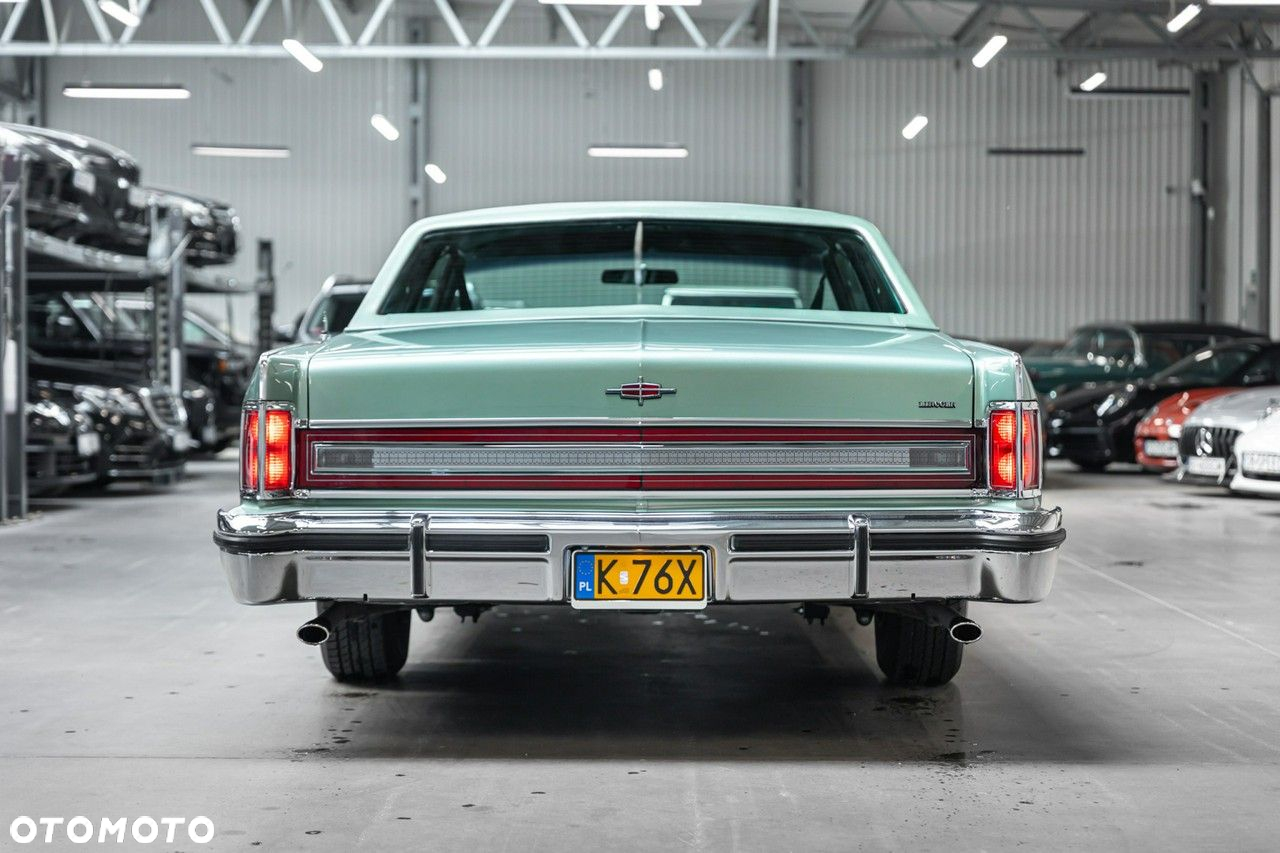 Lincoln Continental - 10