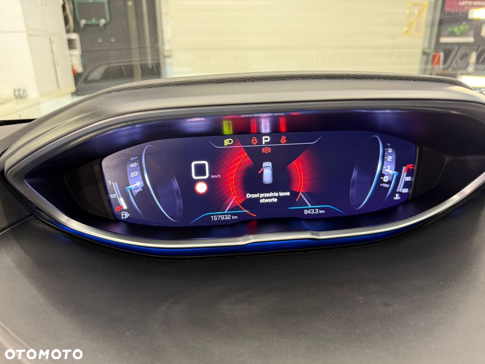 Peugeot 3008 1.5 BlueHDi Allure S&S EAT8 - 18