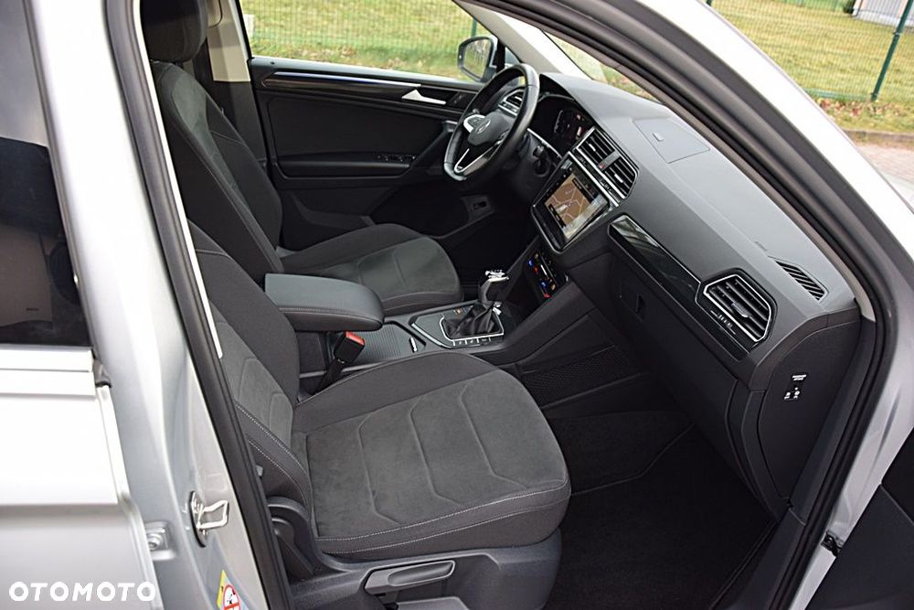 Volkswagen Tiguan 2.0 TDI SCR DSG R-Line - 11