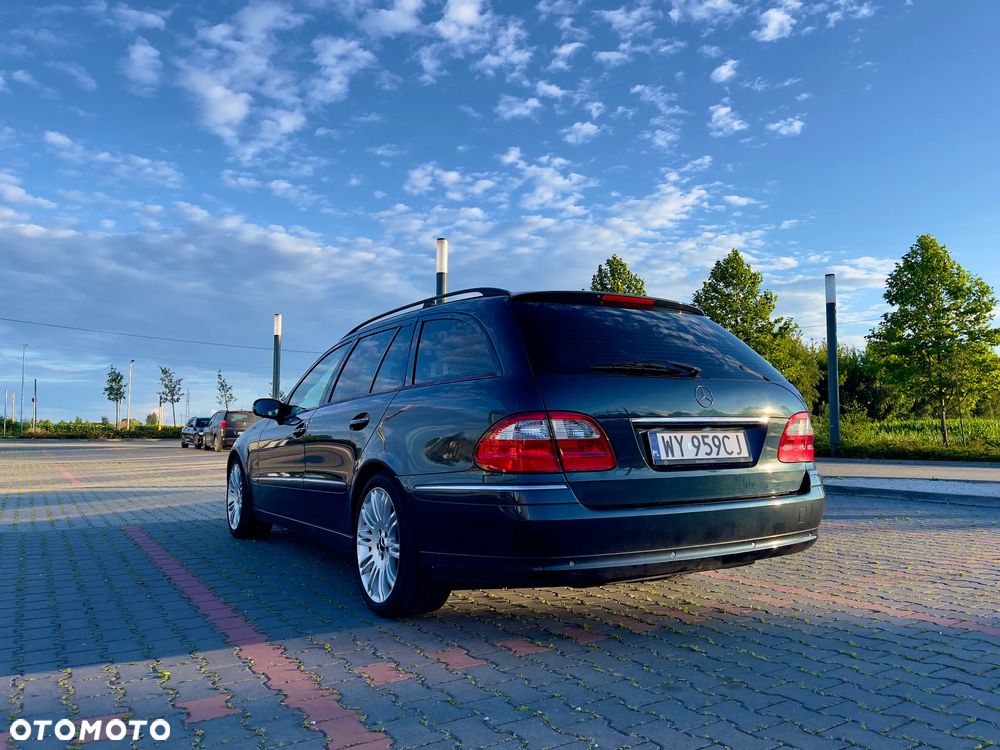 Mercedes-Benz Klasa E 320 CDI Elegance - 15
